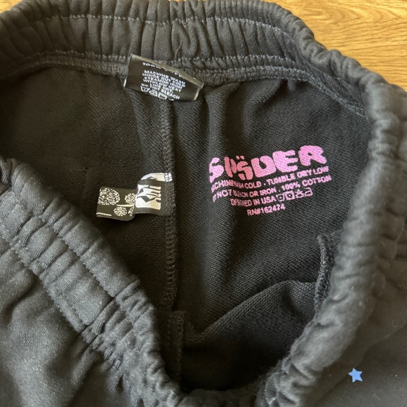 Sp5der Foam Pink Print On Black Trousers - Picture 6 of 7